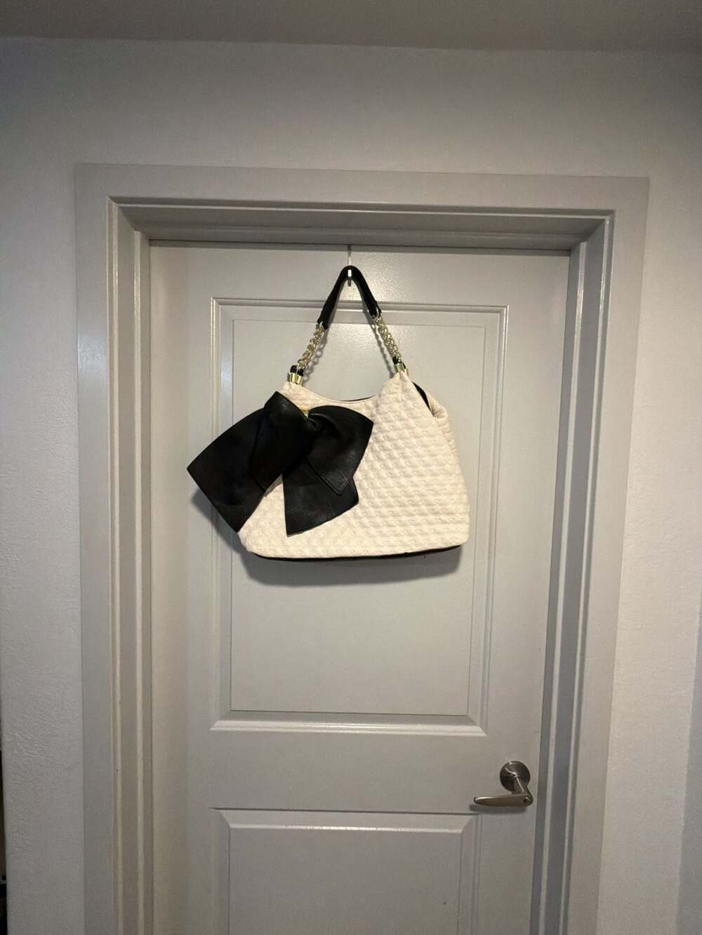 Betsey Johnson Quilted White and Black Bow Shoulder Bag